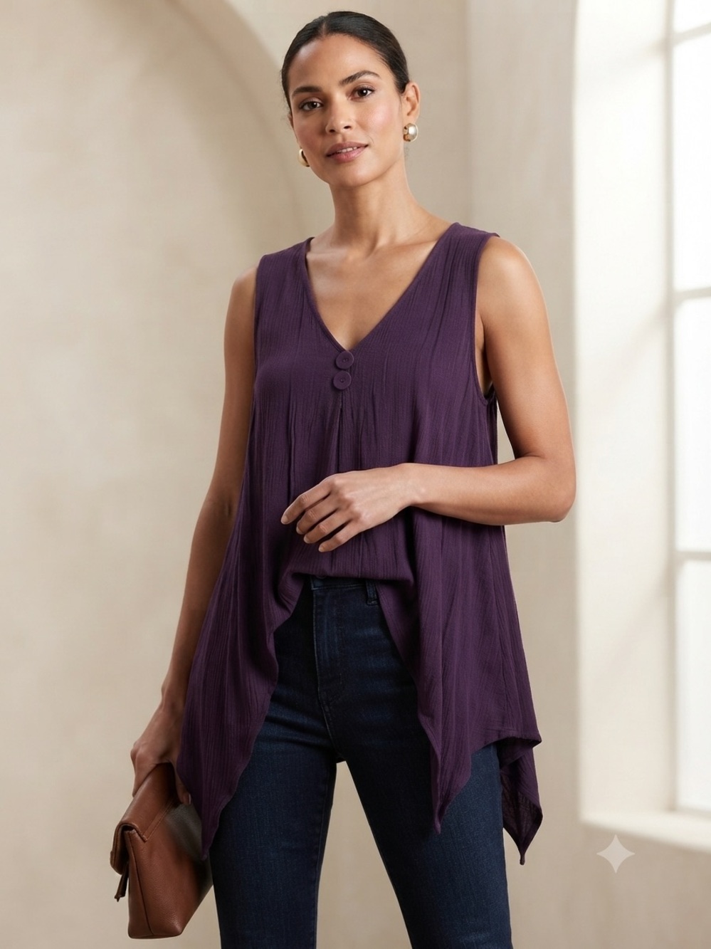Pretty Angel Sleeveless V-Neck Handkerchief Hem Camisole in Plum